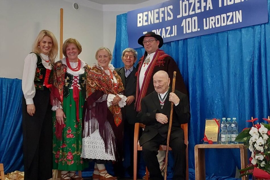 100 lat Józefa Hulki – benefis wybitnego twórcy ludowego w Łękawicy