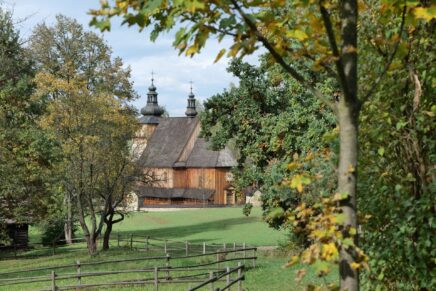 „Ślady. Świadomość – Pamięć – Interpretacja” – jubileuszowa impreza etnograficzna w skansenie „Ślady. Świadomość – Pamięć – Interpretacja” – jubileuszowa impreza etnograficzna w skansenie
