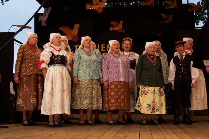 Ustawa o&nbsp;zespołach ludowych – wsparcie czy&nbsp;ryzyko dla&nbsp;tradycji?