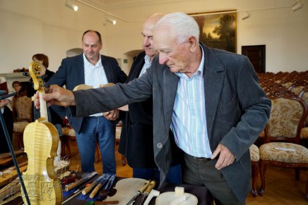 Szydłowieccy „lutnicy” – skrzypce zagrały