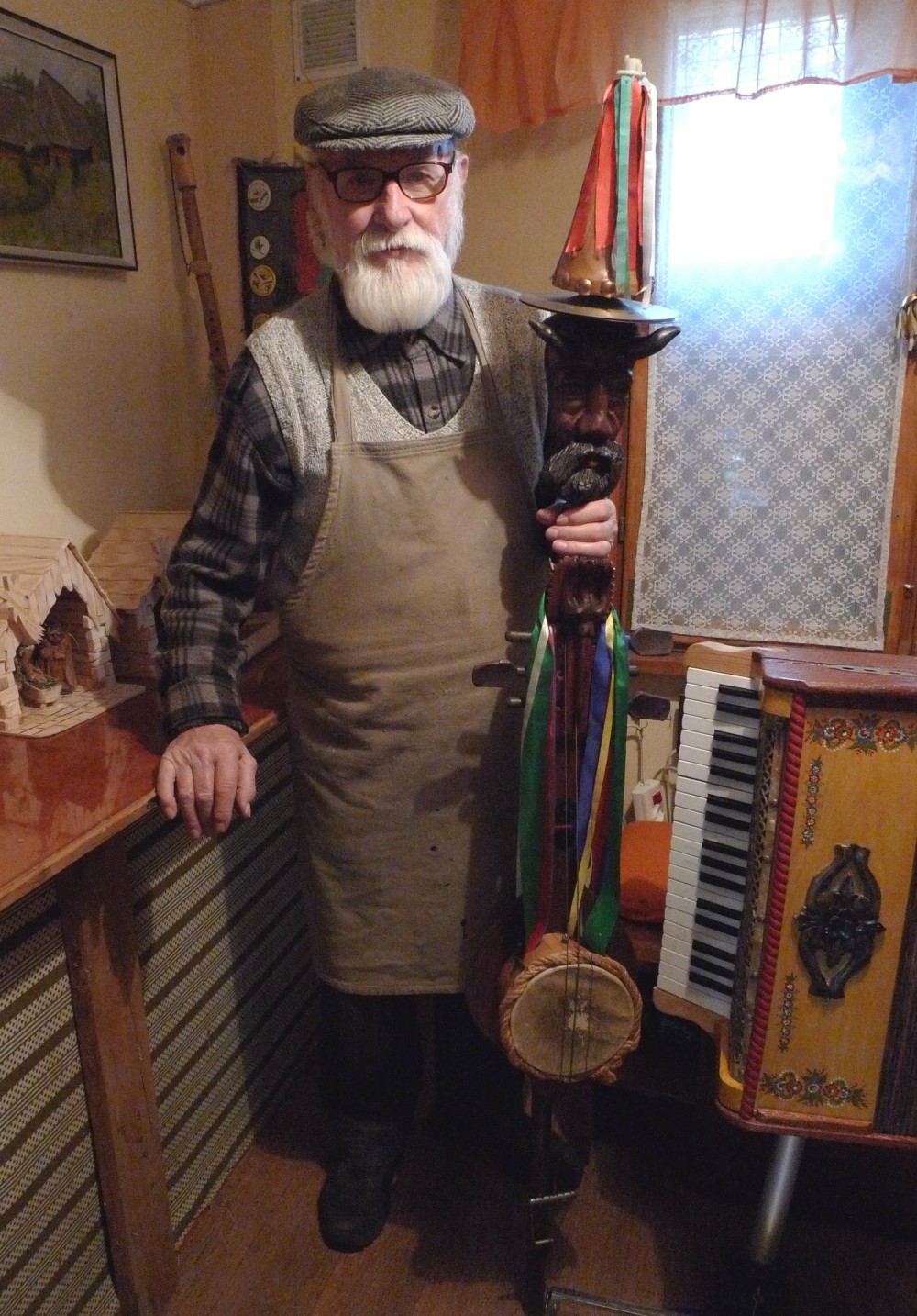 Norbert Kleman – wytwórca instrumentów ludowych, muzykant, śpiewak, gawędziarz, animator opolskiej kultury ludowej