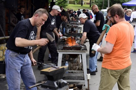 Warsztaty tradycyjnego kowalstwa w&nbsp;Wojciechowie